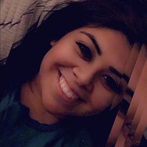 Meet your Posher, Maya